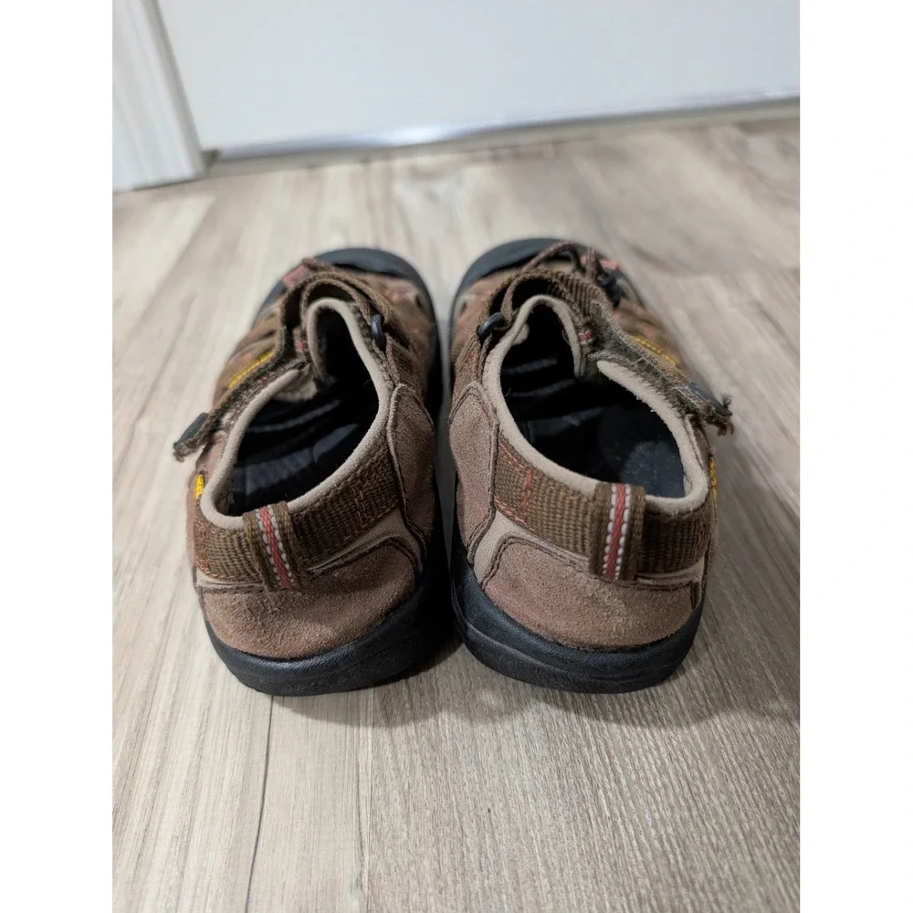 Keen, Big Kids 3, Newport Hiking Sandal, Brown, Outdoor, Closed Toe, Active